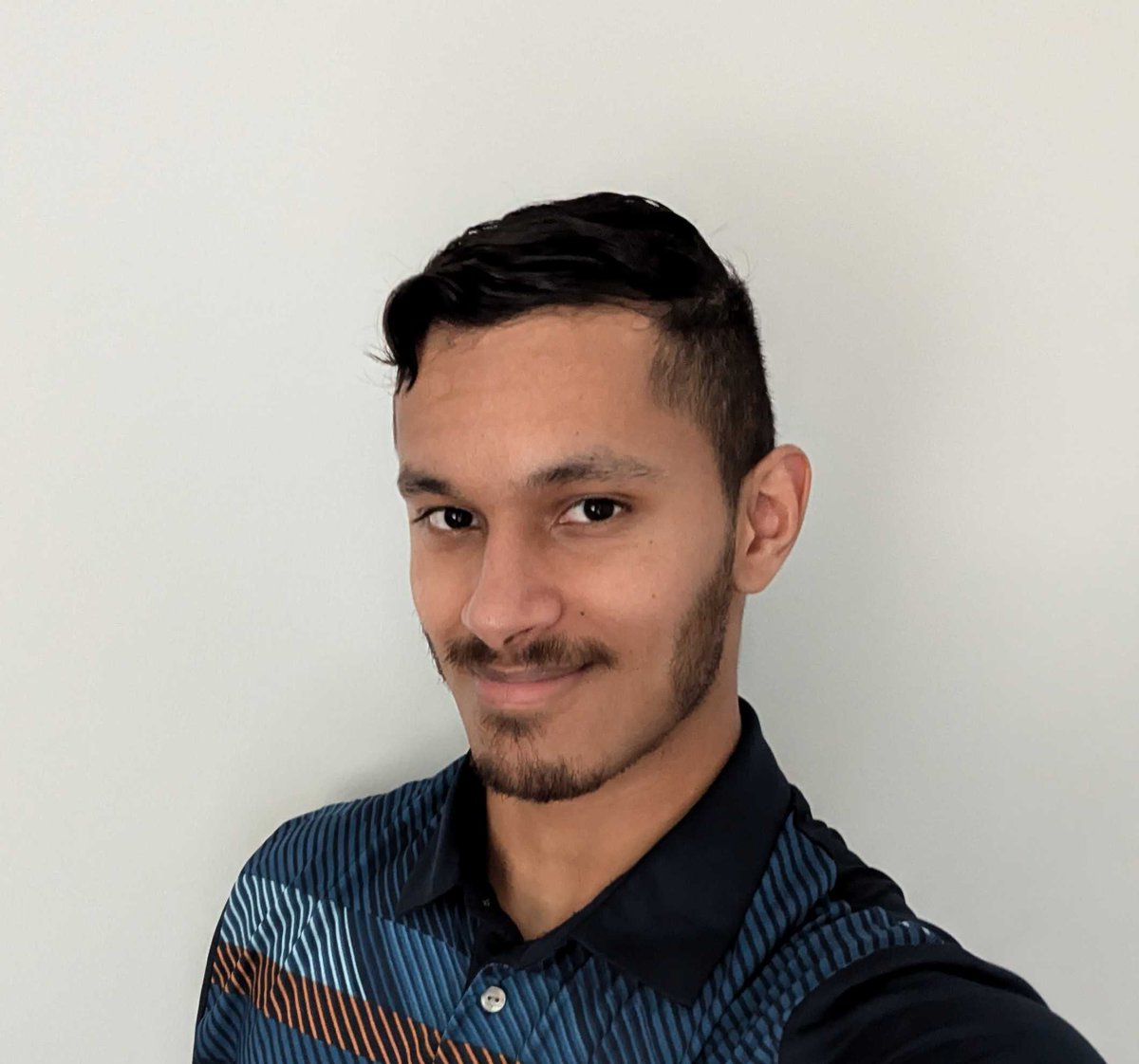 Vertaix_'s tweet photo. Congratulations to our Atharva Kamat, who just brilliantly passed his general exams @PrincetonChem 🧡💫 Officially a PhD candidate 🐯🎓 #Vertaix #Princeton https://t.co/nup4ip563l