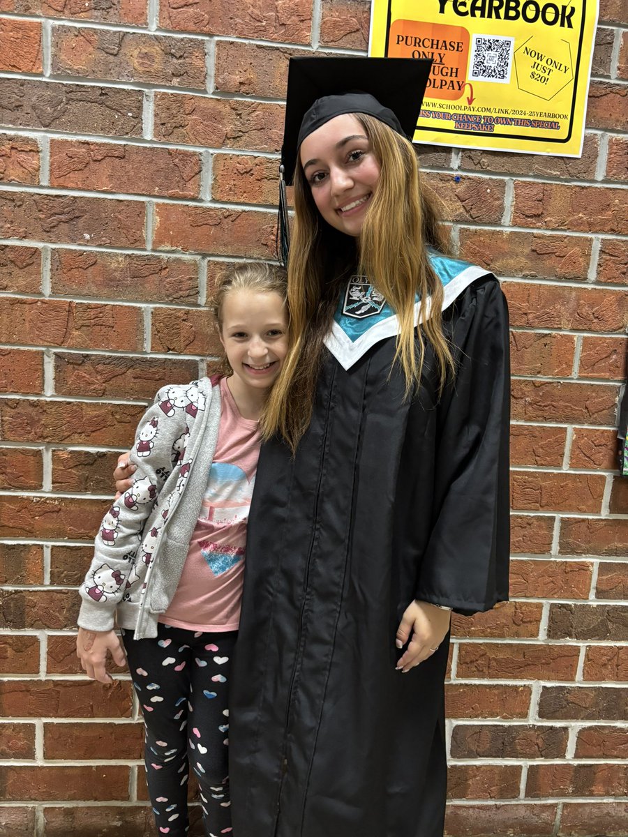 Dr. Dina Metova (@dinametova) on Twitter photo 🎓🐝 Citrus Senior Clap Out was a huge success!
It was heartwarming to see our students return to where it all began.
Once a Honeybee, always a Honeybee! <a href="/OCPSnews/">ocpsnews</a> <a href="/YJHwang_OCPS/">Yoo Jin Hwang, Ed.D</a> <a href="/rmccloe/">Rob McCloe</a> 🎓🐝 Citrus Senior Clap Out was a huge success!
It was heartwarming to see our students return to where it all began.
Once a Honeybee, always a Honeybee! <a href="/OCPSnews/">ocpsnews</a> <a href="/YJHwang_OCPS/">Yoo Jin Hwang, Ed.D</a> <a href="/rmccloe/">Rob McCloe</a>