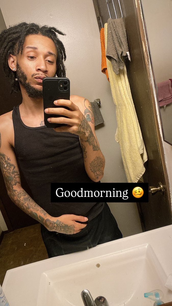 HamiltonJhanyle's tweet photo. Goodafternoon 😮‍💨 https://t.co/VX4wXakLMa