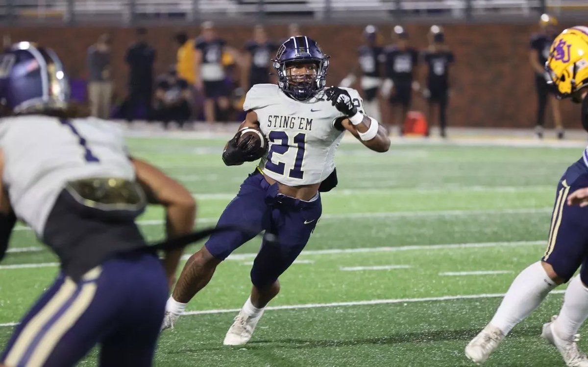 A’Shad (@ashad_smith3) on Twitter photo #AGTG after a great conversation with <a href="/CoachSnyde/">Will</a> I am blessed to receive my first offer from <a href="/HPUFootball/">Howard Payne University Football</a> <a href="/Coach_Cluley/">Coach Cluley</a> <a href="/MPTFootball/">Mount Pleasant Tigers Football</a> <a href="/Coach_Buck54/">Travis Buchanan</a> <a href="/CoachMorales604/">Morales</a> <a href="/coachlitke/">Coach Litke</a> #AGTG after a great conversation with <a href="/CoachSnyde/">Will</a> I am blessed to receive my first offer from <a href="/HPUFootball/">Howard Payne University Football</a> <a href="/Coach_Cluley/">Coach Cluley</a> <a href="/MPTFootball/">Mount Pleasant Tigers Football</a> <a href="/Coach_Buck54/">Travis Buchanan</a> <a href="/CoachMorales604/">Morales</a> <a href="/coachlitke/">Coach Litke</a>