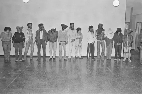 El 16 de mayo es un día de memoria. Es nuestra historia poniéndonos atentxs, conmoviendo nuestra marcha y dándole sentido a nuestra lucha. Paradójicamente, la mejor maestra que tenemos en esta Universidad, es la historia; por eso siempre hay que volver a ella.