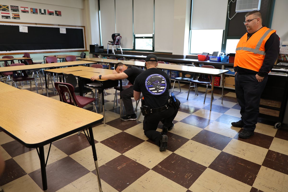 <a href="/MASSFIREBUFF/">MASS FIRE BUFFS</a>  <a href="/MassDFS/">Massachusetts Department of Fire Services</a> <a href="/Brockton_Fire/">Brockton Fire</a> <a href="/nardi230/">Brian Nardelli</a> @Brocktonpolice <a href="/BrewsterAmb/">George brewster</a> <a href="/BrewsterEMS/">Brewster Ambulance</a> 
Here are all the photos from ASHER training in Brockton.  Any and all of the photos can be downloaded for free.  Once you click on the link, hover over any photo and use the download arrow