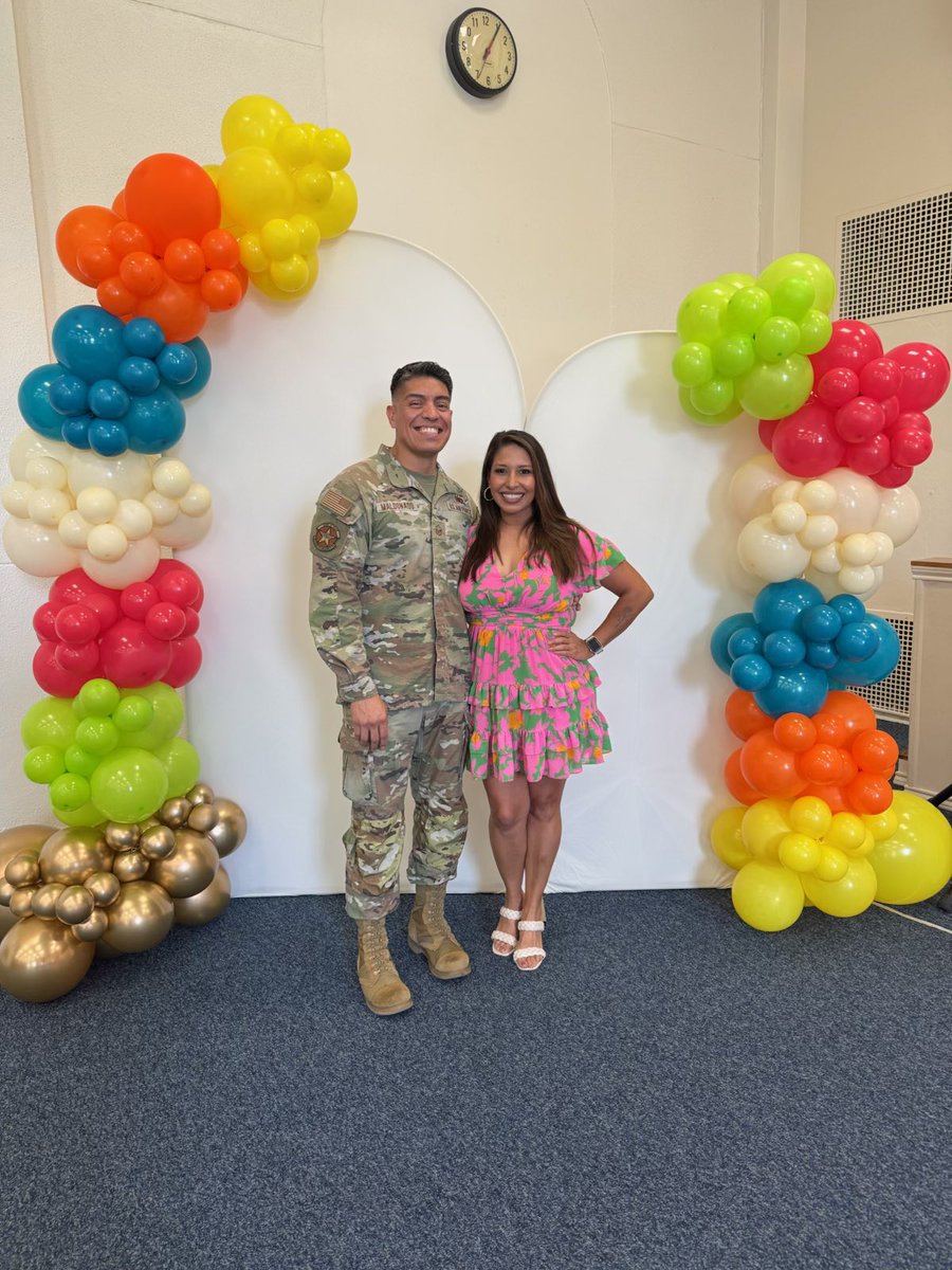 🌟 HUGE CONGRATS 🌟 to our amazing Counselor, Ms. Medina, for being nationally recognized as a 1st Place Winner in the Sunshine For Teachers Contest! ☀️🎉

We were awarded $1,000, and smoothies from Tropical Smoothie Cafe! 🥤💛
#Fortworthisd
#TropicalSmoothieCafe