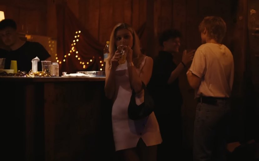 kacelucia's tweet photo. a room full of girls but he’s only looking at you 
#sramhr https://t.co/Ij5cKb8ZOt