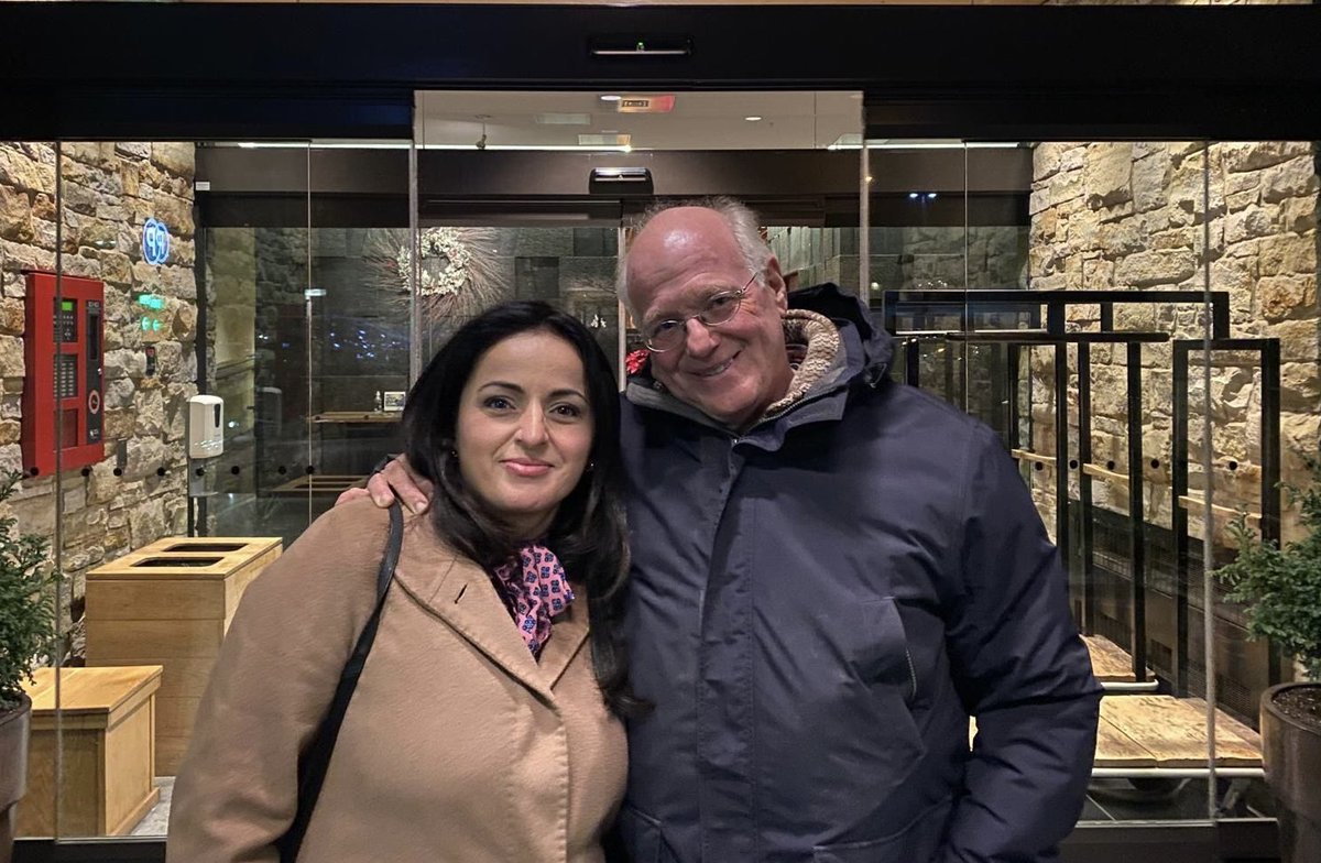 Solidarität mit Ben Cohen! ✊✌️
„Sie töten arme Kinder in Gaza und bezahlen dafür, indem Sie den Kindern hier die Medicaid-Leistungen kürzen“, rief der Mitbegründer der Eiscreme-Marke Ben &amp; Jerry’s im US-Senat. 
Waffenembargo jetzt! 
#Gaza #StopArmingIsrael #Genocide