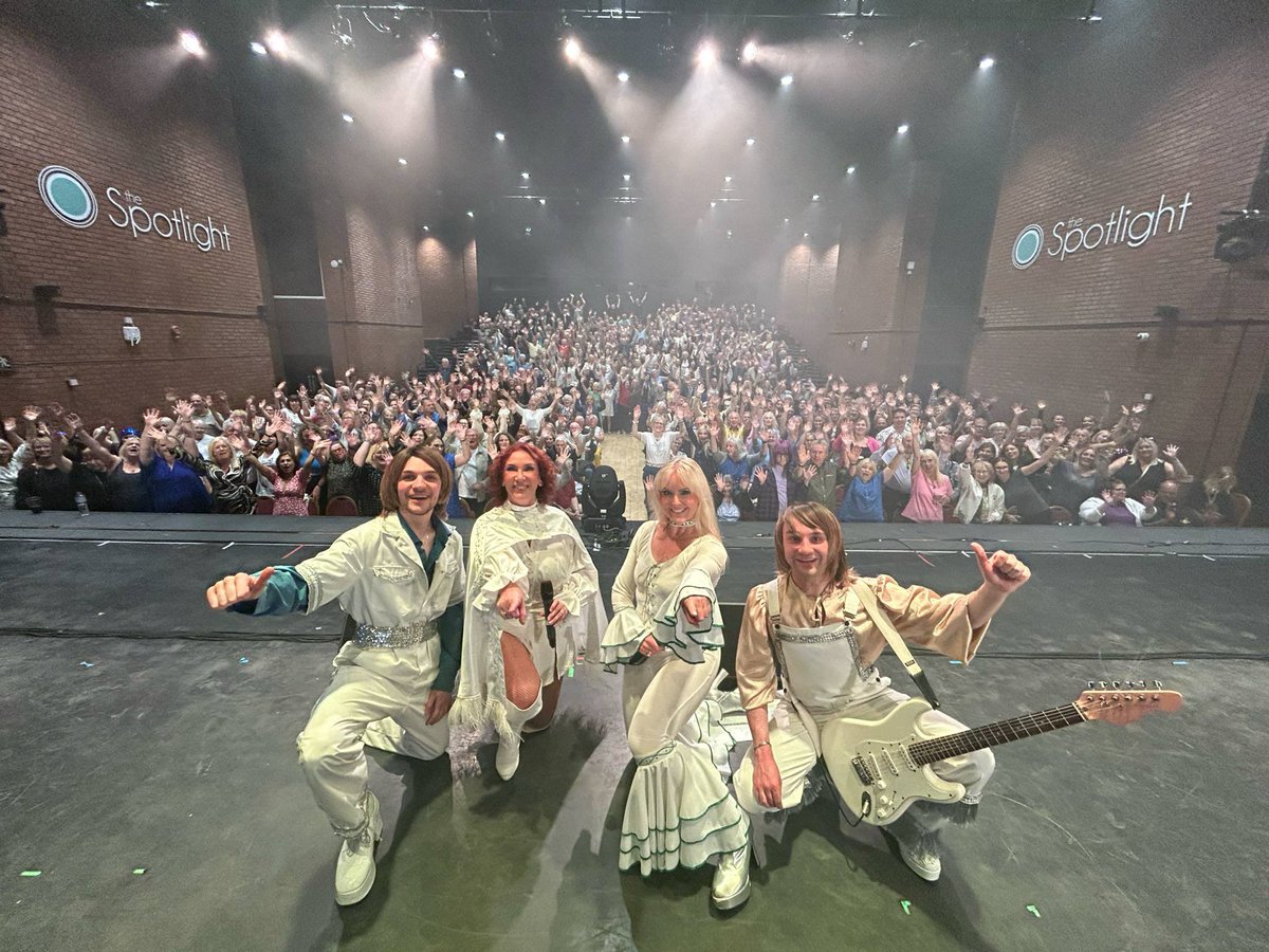 thankabbashow's tweet photo. Wow! A huge thank you @thespotlightuk for the warm welcome we received. Do hope you all enjoyed the show as much as we did. Can you spot yourself? #thankabbaforthemusic #thankabbashow #abbatribute https://t.co/DEMTF3WWeJ