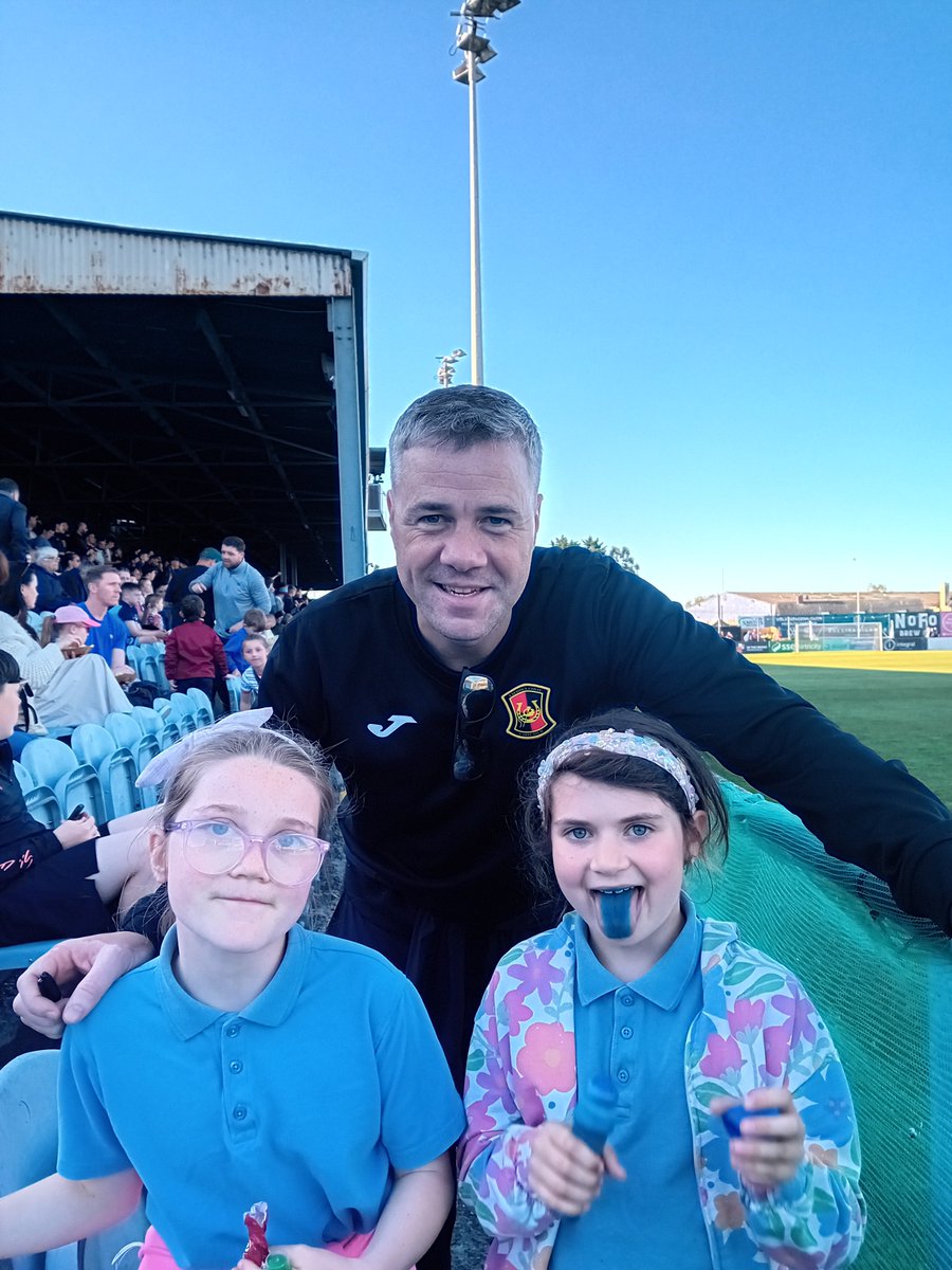 <a href="/Garts06/">Graham Gartland</a>  the real garto and the fake garto. Great to see you in united park tonight, drogs legend