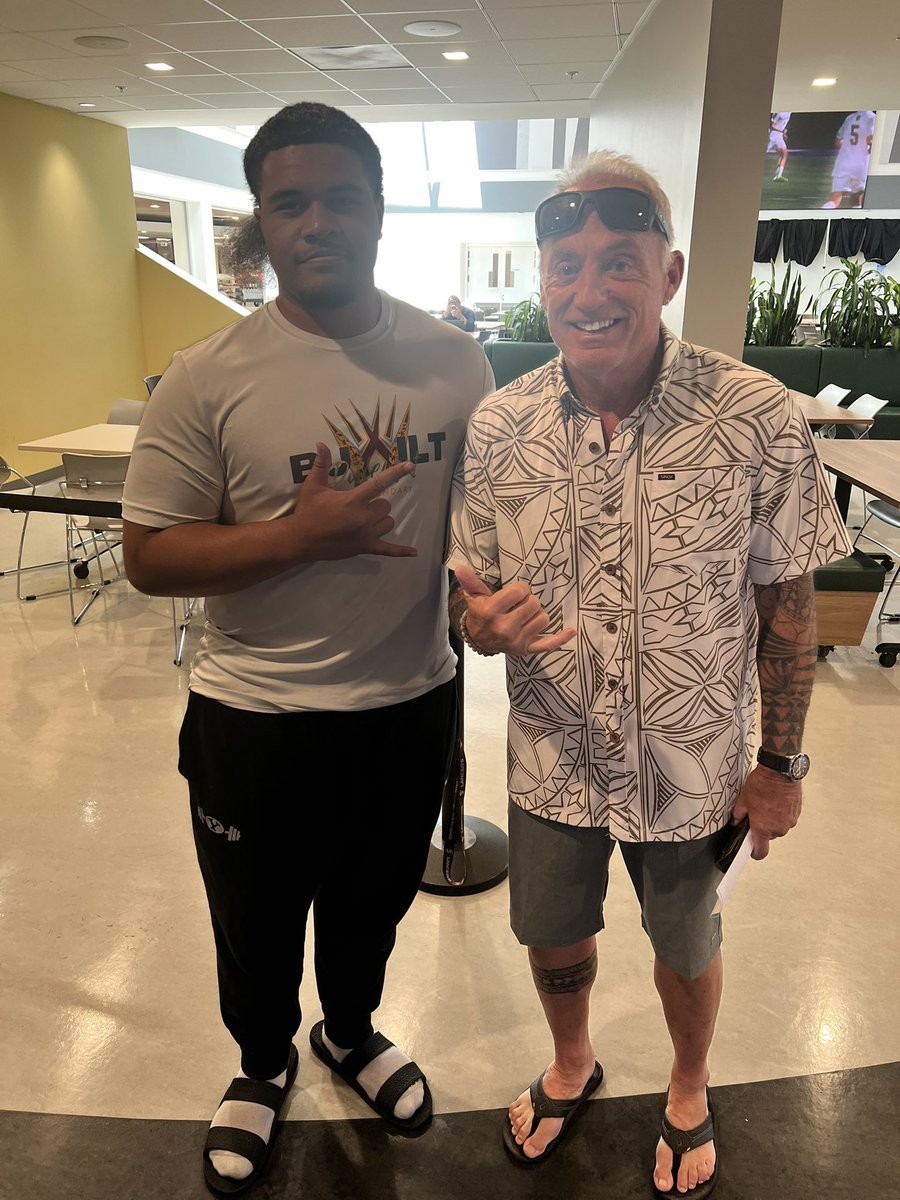 Judah Reed (@siuta2x) on Twitter photo Thank you Coach <a href="/Jeff_Reinebold/">Jeff Reinebold</a> for stopping by and having a great conversation about the Univ. of Hawaii! Hope to learn more!
<a href="/OTS_Academy/">Off The Strength Academy</a> <a href="/stfrancis_fb/">SFHS Lancer Football</a> Thank you Coach <a href="/Jeff_Reinebold/">Jeff Reinebold</a> for stopping by and having a great conversation about the Univ. of Hawaii! Hope to learn more!
<a href="/OTS_Academy/">Off The Strength Academy</a> <a href="/stfrancis_fb/">SFHS Lancer Football</a>