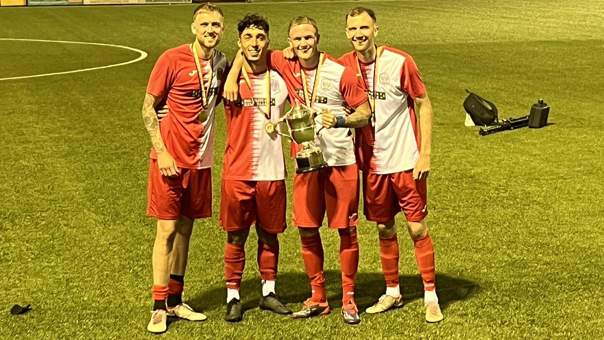 Reporter cup champions 🏆 
@GortonPanthers 

Good too see our lads picking up trophies 

1-0 victory 

<a href="/LiamMc31423/">Liam Mc</a> 
<a href="/AdamFarrand1/">Adam Farrand</a> 
<a href="/james_oatt/">James</a> 
Kleon Mullins