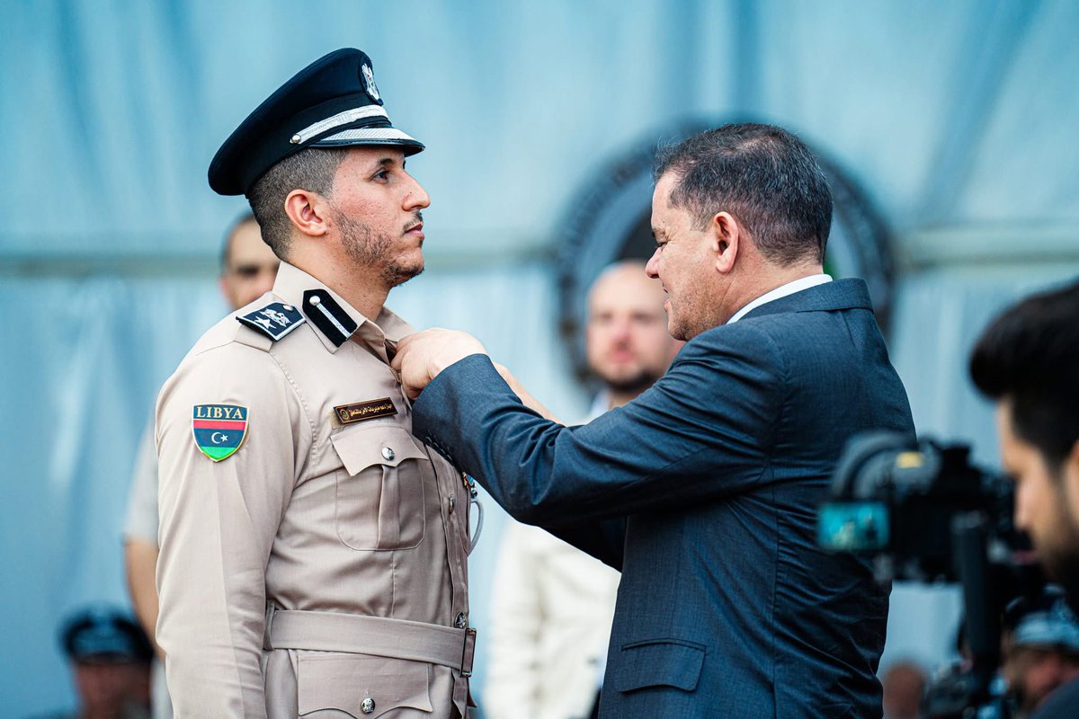 ElhasseKhalil's tweet photo. بأوامر عماد الطرابلسي وإبراهيم الدبيبة… هذا هو منفذ عمليات القمع بالرصاص الحي والدهس بالمدرعات ضد المتظاهرين "علي الجابري" القيادي السابق في "ميلشيا النضايد" تحدثت عن تاريخه صباح اليوم في فيديو كامل. https://t.co/FDFlBPaYKH