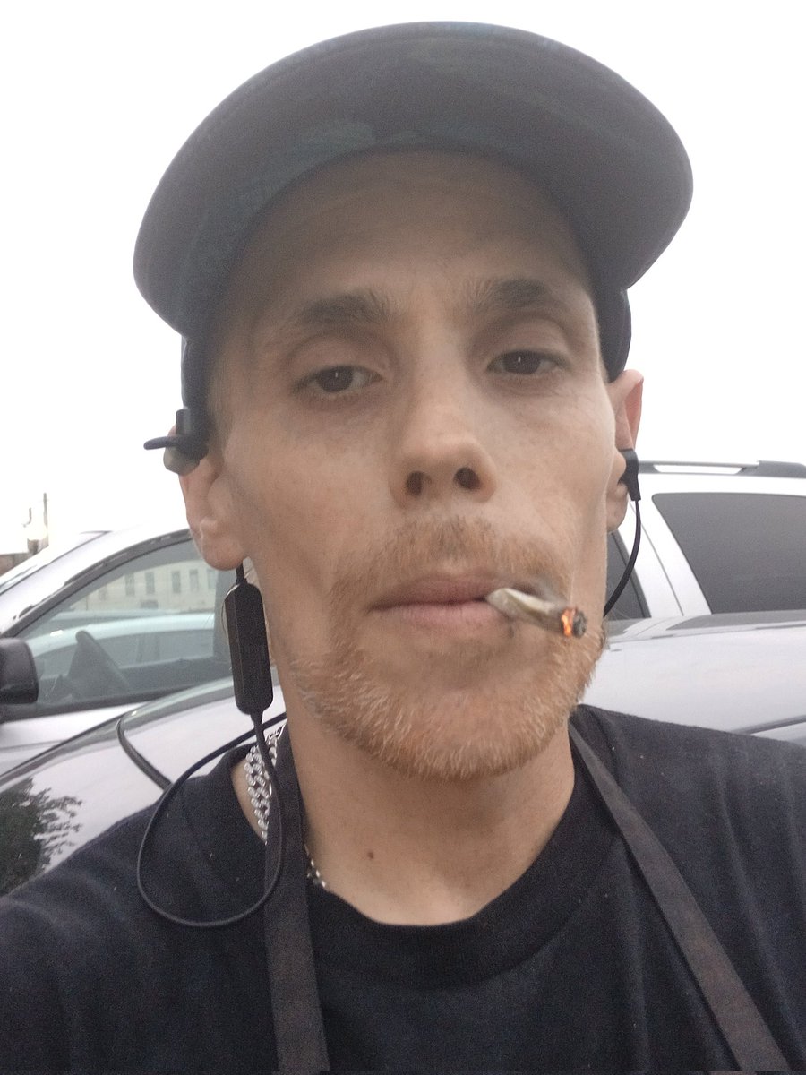 15 min break is just about perfect for half a joint and a cig and a half. Have a swell weekend motherfuckers