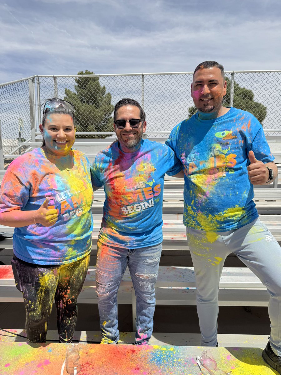 𝗝𝗼𝗻 𝗙𝗹𝗼𝗿𝗲𝘀 tweet media