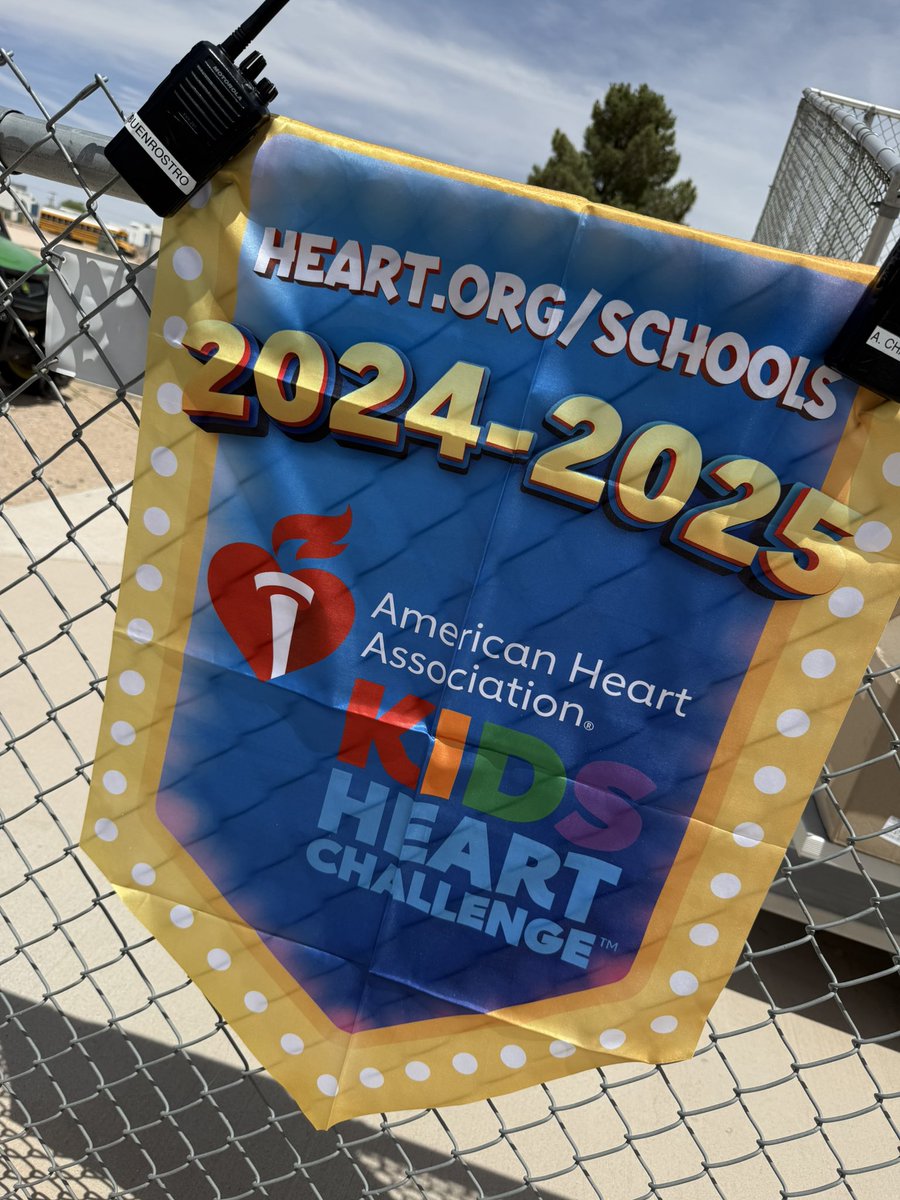 𝗝𝗼𝗻 𝗙𝗹𝗼𝗿𝗲𝘀 tweet media