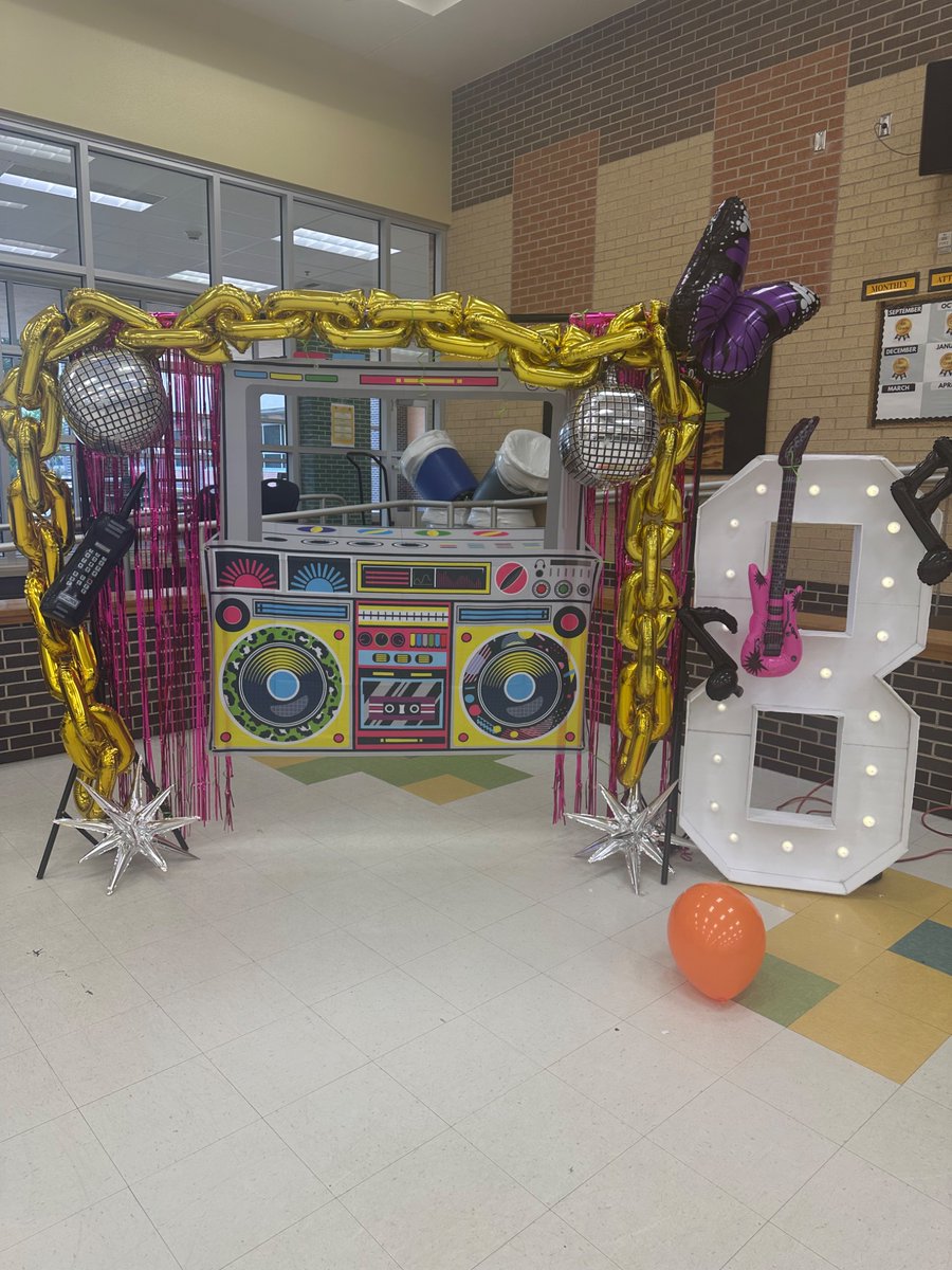 NISDBernalCounseling (@bernalcounselor) on Twitter photo Great week <a href="/NISDBernal/">Dr. Joe J. Bernal Middle School</a>! Our #S2S had their end of year party with a breakfast in the courtyard and our 8th graders danced their 💛🖤’s out! Great week <a href="/NISDBernal/">Dr. Joe J. Bernal Middle School</a>! Our #S2S had their end of year party with a breakfast in the courtyard and our 8th graders danced their 💛🖤’s out!