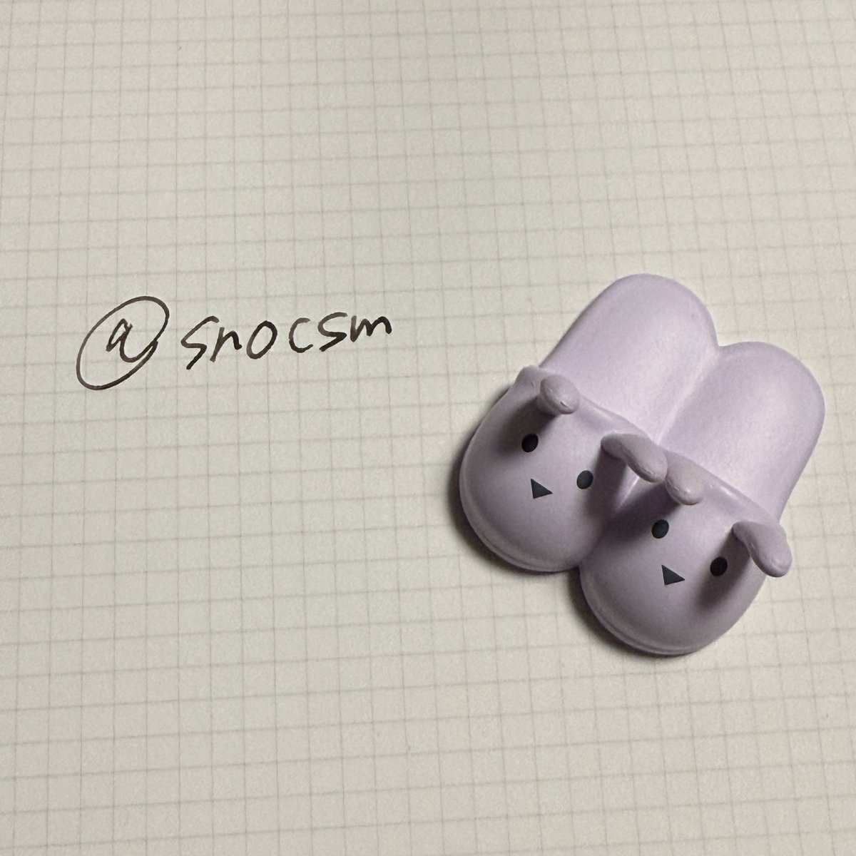 snocsm's tweet photo. @kgrya222 検索から失礼いたします。スリッパと、サンキューマートの前髪クリップグーフィー×2所有しております。妖精とマックス×2と郵送交換お願いできますでしょうか。前髪クリップについてはお写真がなく申し訳ありません。ご検討のほどよろしくお願いします。 https://t.co/JOC5XwBr4a