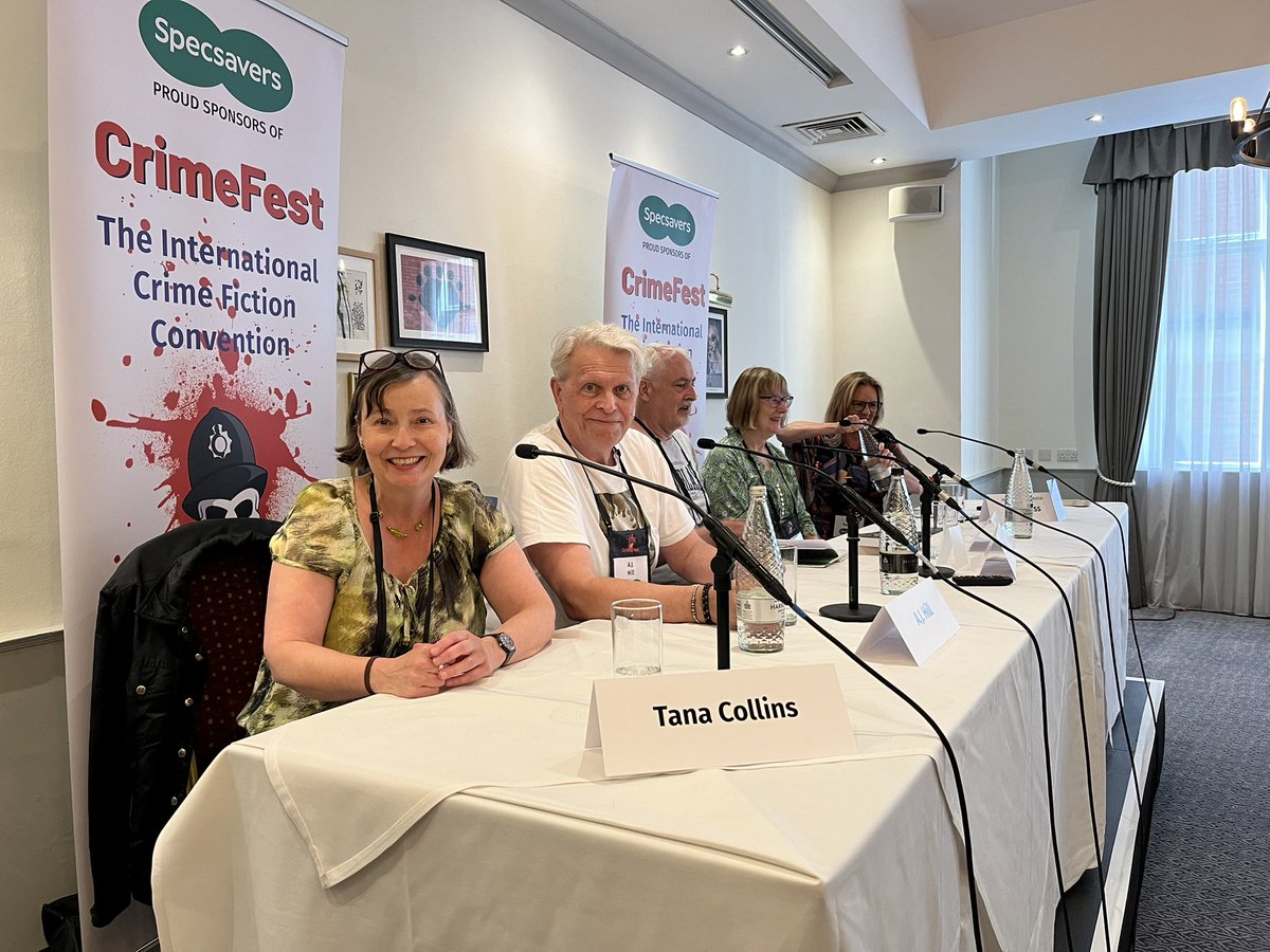 TanaCollins7's tweet image. Panel on Making us Care: Crafting memorable characters at Crimefest, Bristol. With AJ Hill, @OlgaWojtas, MJ Lee. Excellently moderated by Jo Furniss
