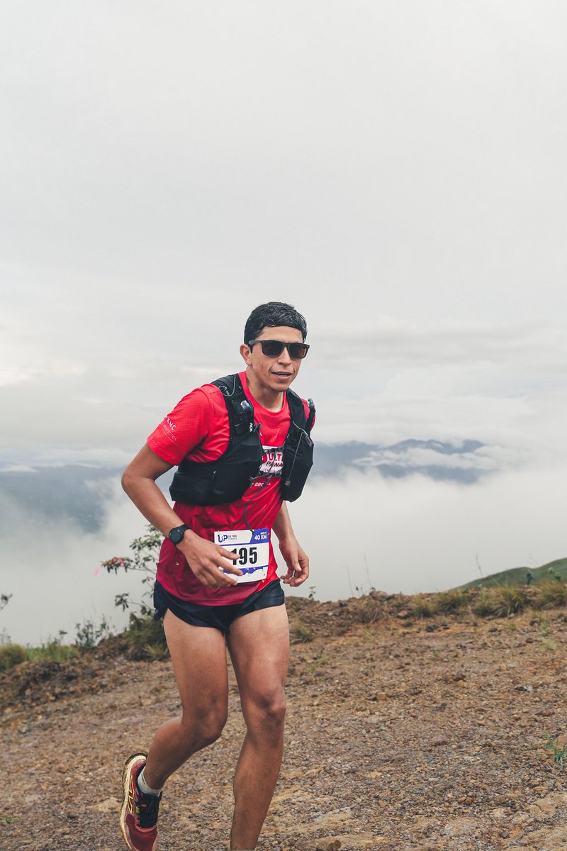 hberbey's tweet photo. I’m the kind of thing that doesn’t happen normally 🚀

Ultra Panama Trail Series - Circuito Latinoamericano de Trail 

40k https://t.co/Wsiq7S3uks