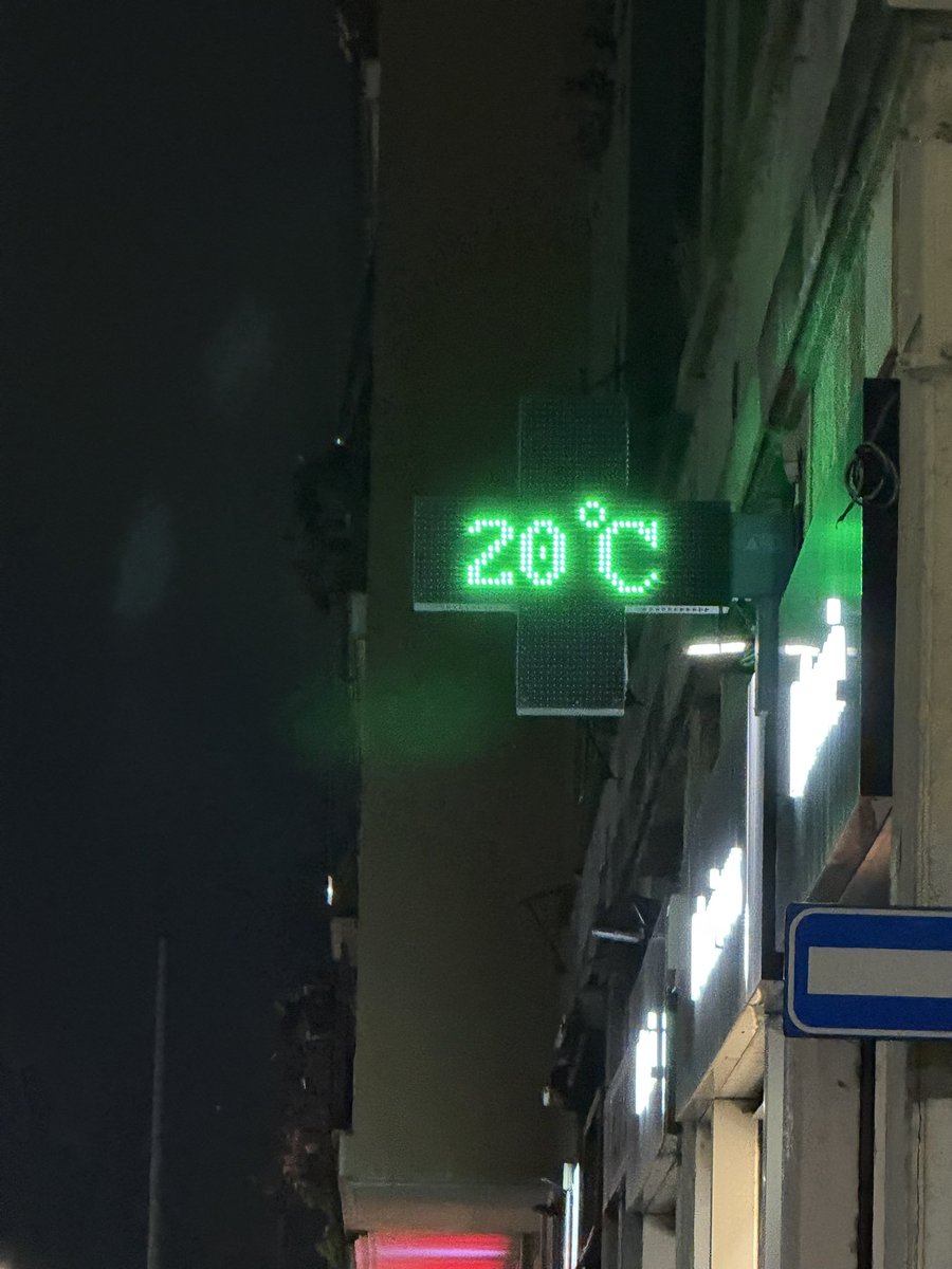 Klockan är över 23 och jag mår bara fint. #värmeändå#milano