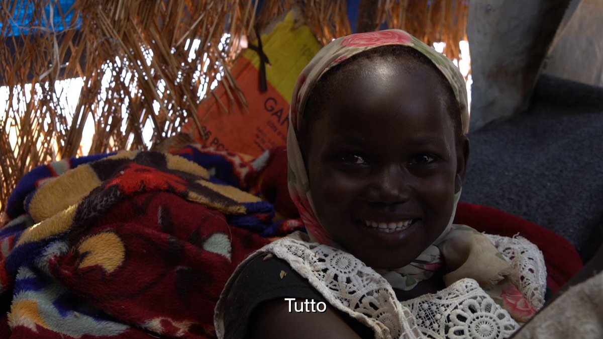 MediciSenzaFrontiere (@msf_italia) on Twitter photo - “Ti ricordi, prima della guerra, cosa facevi?”
- “Tutto”
Inizia con la storia di Fathia il racconto del viaggio di <a href="/mannocchia/">francesca mannocchi</a> ad Adré, al confine con il #Sudan
#propagandalive <a href="/welikeduel/">Propaganda Live</a> - “Ti ricordi, prima della guerra, cosa facevi?”
- “Tutto”
Inizia con la storia di Fathia il racconto del viaggio di <a href="/mannocchia/">francesca mannocchi</a> ad Adré, al confine con il #Sudan
#propagandalive <a href="/welikeduel/">Propaganda Live</a>