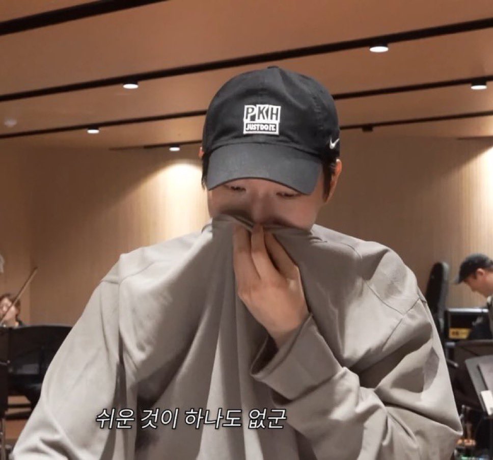 모잨ㅋㅋㅋ 강현아 그냥해.