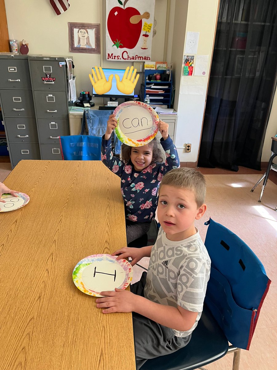 Mrs. Chapman tweet media