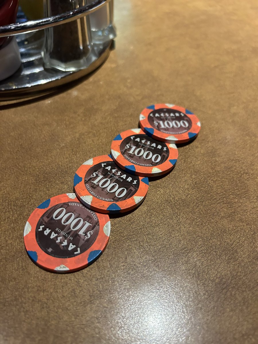 LSB1961LSB's tweet image. Dinner time #Craps