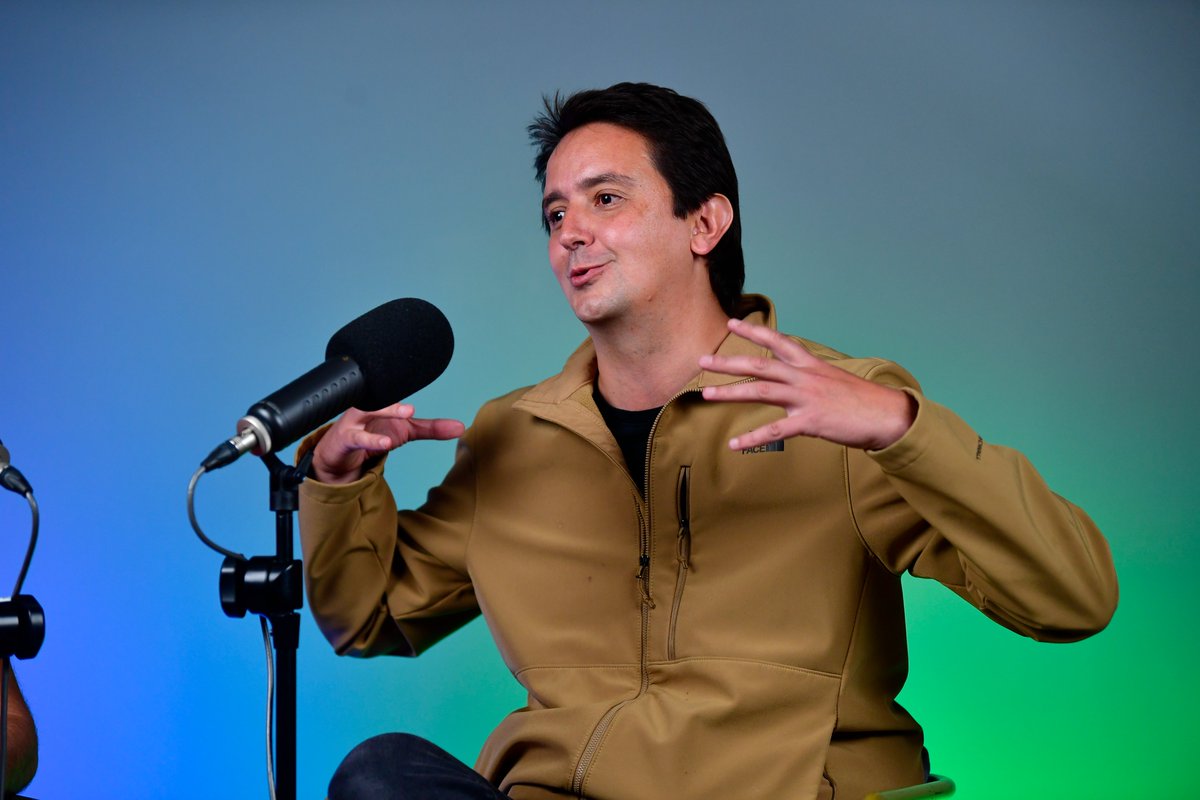 Esta es la historia de cómo nació el emprendimiento que ya se convirtió en la segunda empresa colombiana de base tecnológica, después de Rappi, en superar la valoración de los US$1.000 millones. <a href="/elespectador/">El Espectador</a>  Con ustedes en #EmprendimientoyLiderazgoEE : 👇🧵