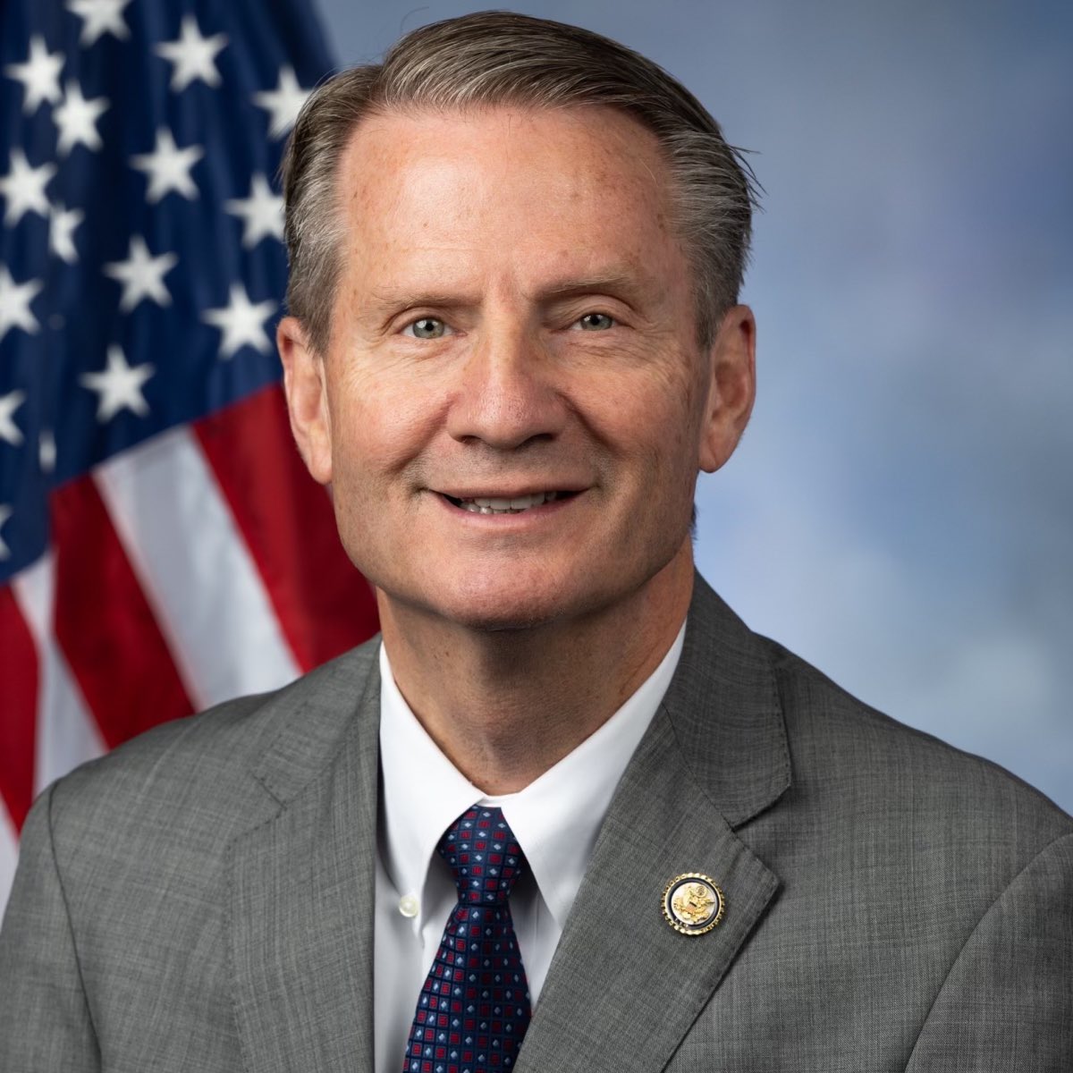 BoLoudon's tweet image. 🚨BREAKING: Trump-endorsed Rep. Tim Burchett just announced he's filling legislation to ENFORCE DOGE and codify President Trump's executive orders.
Let's all give @TimBurchett a big "THANK YOU" for doing such a great job!