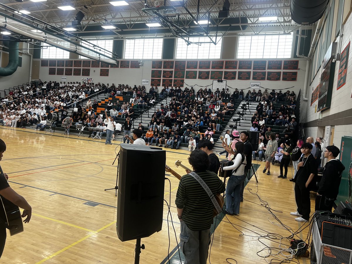 Great Senior Send Off and Changing of the Seats today send up by StuCo. Thanks to Director Amador joining our school and parents and jumping in the very successful scavenger hunt musical chairs! ⁦<a href="/AdamsCityHigh/">Adams City High</a>⁩ ⁦<a href="/adams14schools/">Adams County School District 14</a>⁩  CG