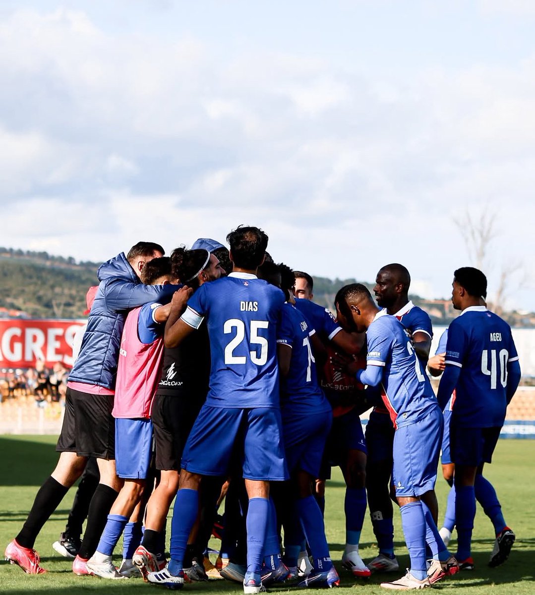DTransferencias's tweet photo. 🚨FC Alverca é PROMOVIDO à Primeira Liga Portuguesa 21 anos depois.