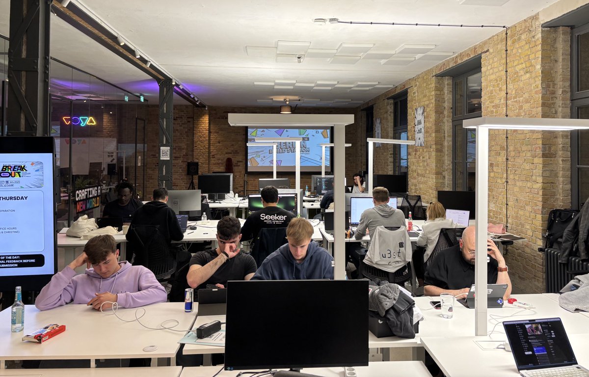 Last night at Berlin Build Station to submit the projects to <a href="/colosseum/">Colosseum</a> Breakout Hackathon!

If you’re building something cool, drop your @ so people can check it out! 

Share this to help projects to get visibility, good luck everyone!! 🔥