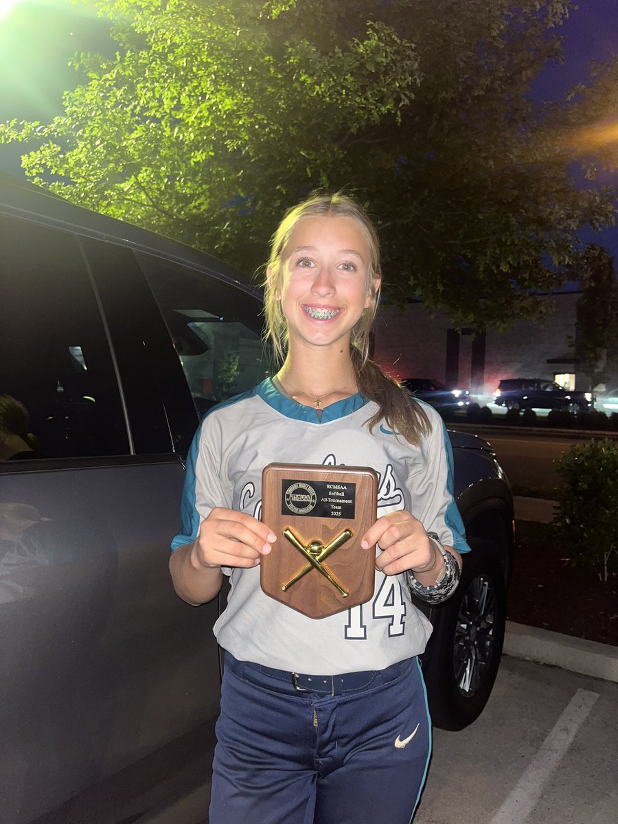 Natalee_Merc2's tweet photo. Middle school ball has come to an end. I am more then proud of what we have accomplished this season as a team 
Here are some personal pitching stats from this season: 
EP:58
BF:257
Hits: 52
R: 39/ER: 27
BB: 25
K’s : 73
ERA: 3.259
BAA: .234
Whip: 1.328 
Strike percentage: 65.29 https://t.co/mTPbNvN3j1