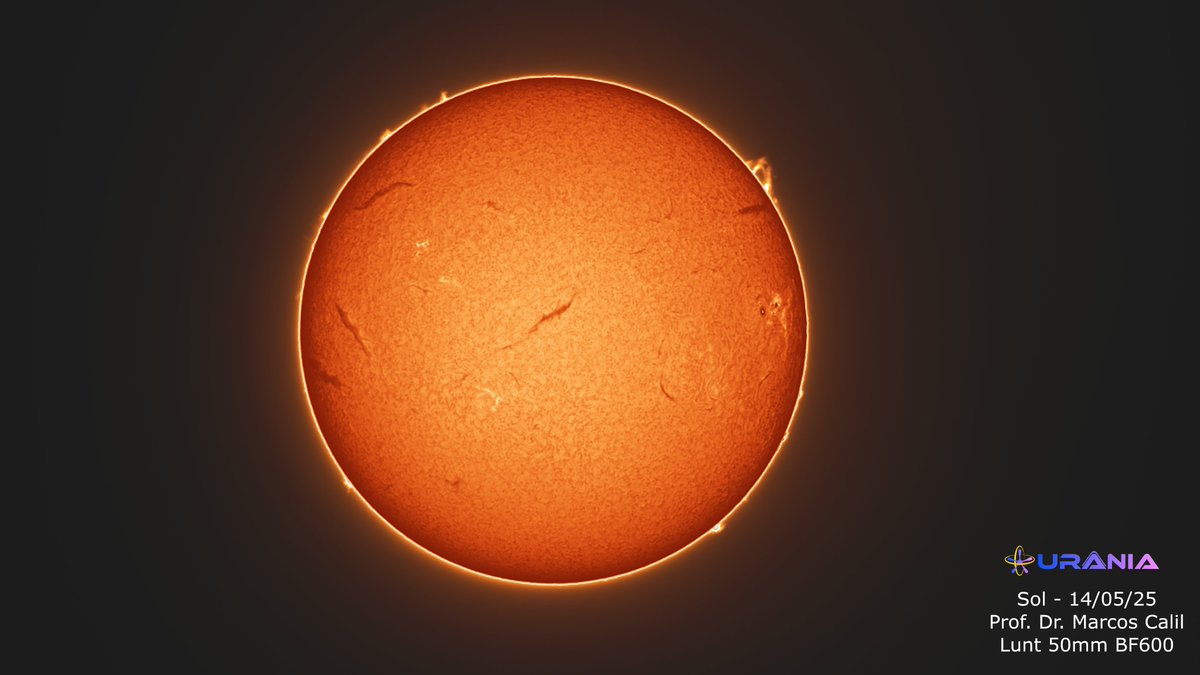 MarcosCalil's tweet photo. 🌞 Capturando o Sol em Detalhes com o Lunt 50mm DS
✨ Em 14/05/25, mergulhei no mundo fascinante do Sol usando o meu Lunt 50mm com filtro bloqueador BF600 .
Foto: Prof. Dr. Marcos Calil
Urânia Planetário
#telescope #Lunt #halpha #astronomy #sun https://t.co/9AR0PvyjOG