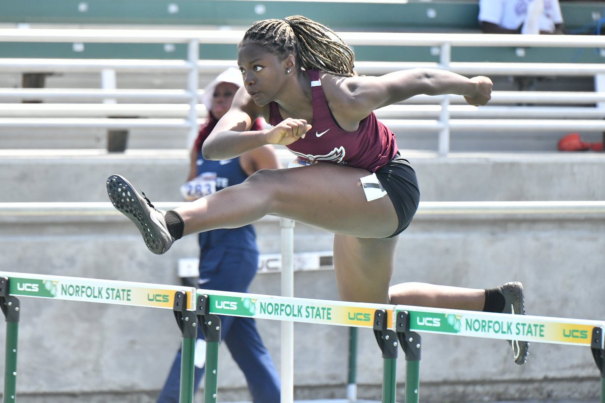 UMESHawkTFXC's tweet image. Coming to the end of Day Two of the @MEACSports Championships.
Follow Saturday's finals on ESPN+.
#HawkPride | #SoarAboveandBeyond