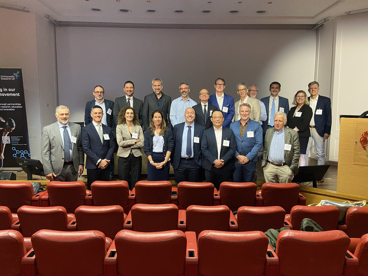 Some of our stellar faculty! #LSM2025