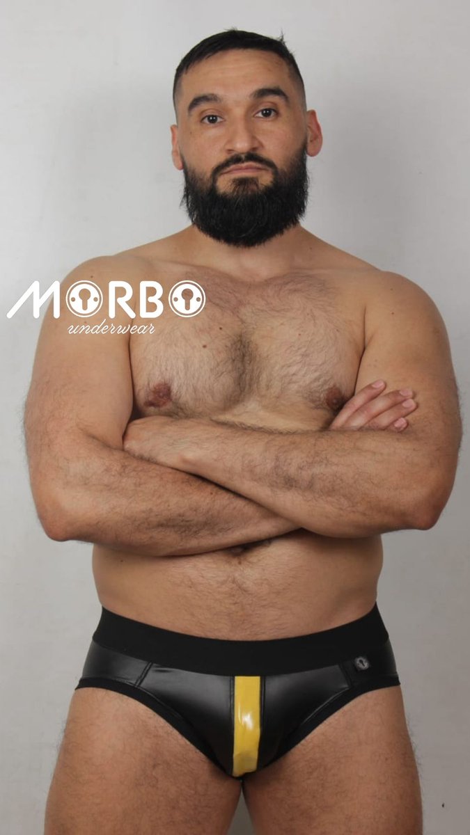 Para esos hombres que no tienen miedo de mostrar su lado más... apasionado. Link en la bio. ❤️‍🔥