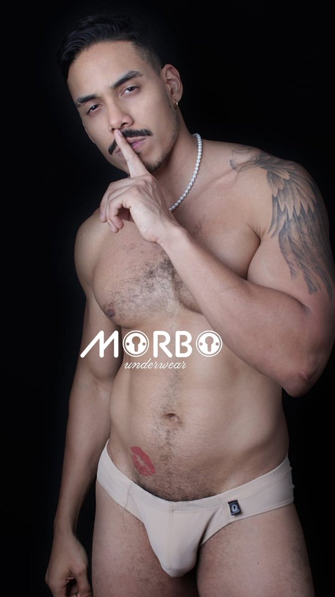 Un toque de misterio, una dosis de sensualidad. Descubre nuestra ropa interior masculina más atrevida. ¡Visita nuestra web!