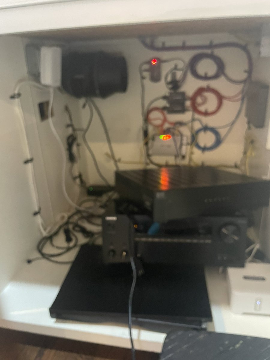 Crime_Consult's tweet photo. || sorry it’s blurry but I give you the space I had to work in and the fan(the thing in the top left corner) that I had to get an old one out and put that new one in. That space was clocked at 81 degrees F 🥵. I’m still exhausted! https://t.co/TaDBdwIpYO