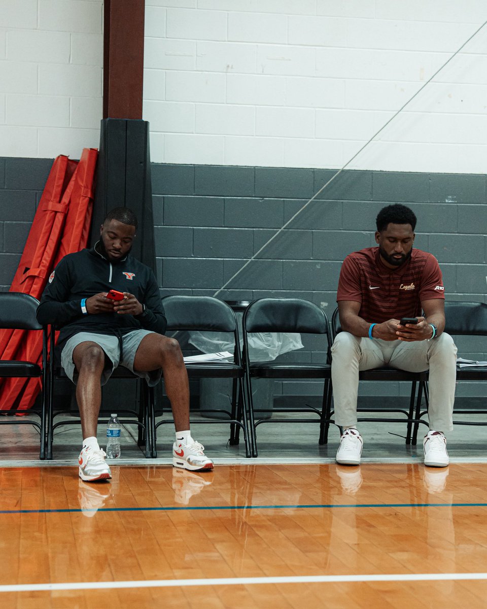 Hoop group Jam Fest sidelines are full with coaches ❗️where you play matters…