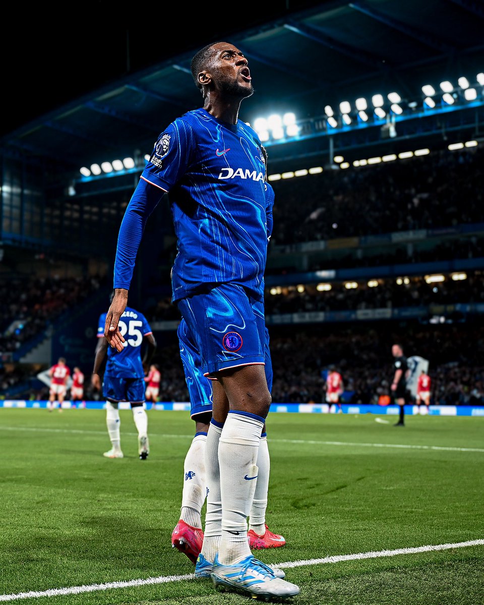 TosinAdarabioyo's tweet image. Our house!
Thank you Blues, 2 more to go.
💪🏾🔵