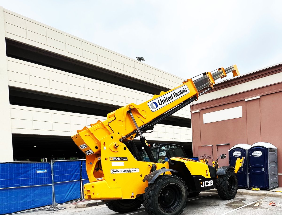 💪🚧 Powered by Partnership: Huge thanks to United Rentals for helping us stay efficient and site-ready with:

🔹 12K Sky Track for serious lifting power
🔹 2 Portable Potties for crew comfort
🔹 110 ft of fencing with privacy screen for a secure, professional site