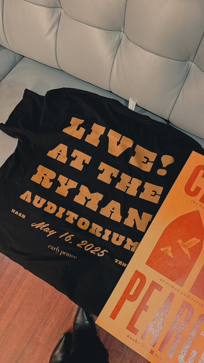 Carly Pearce (@carlypearce) on Twitter photo we have an exclusive tee & poster tonight for the final show of the hummingbird tour at the <a href="/theryman/">Ryman Auditorium</a>! y’all go get them 🥹 we have an exclusive tee & poster tonight for the final show of the hummingbird tour at the <a href="/theryman/">Ryman Auditorium</a>! y’all go get them 🥹