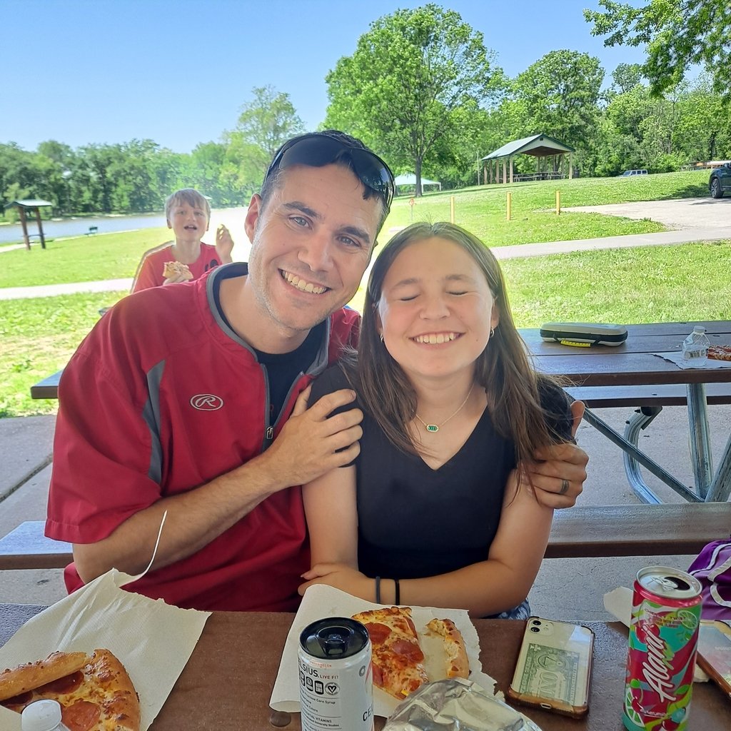 LestervilleR4's tweet image. 5th and 6th graders went to 'Activate' for their class field trip today. They had a blast! Then to the park for pizza! We had such a good, fun day!