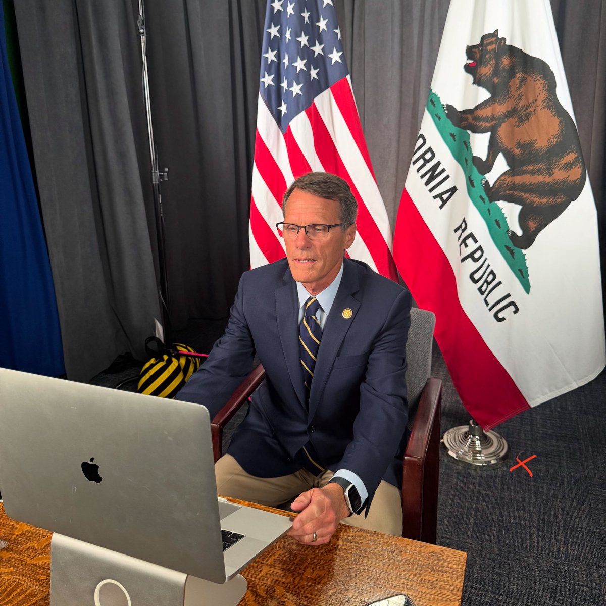 Getting ready to talk California fire insurance on The Bottom Line with Jason Chaffetz on <a href="/FoxBusiness/">FOX Business</a>. Tune in at 3:00 pm today!