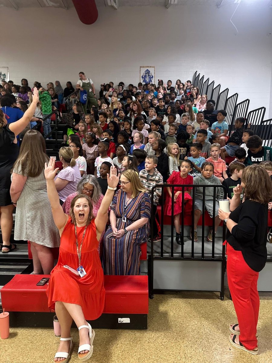 Today, we made a big announcement and celebrated becoming one of only 800 schools world-wide to become a Lighthouse School!   Our staff and students worked so hard all year for this accomplishment.   We are so proud of everyone. 🎉