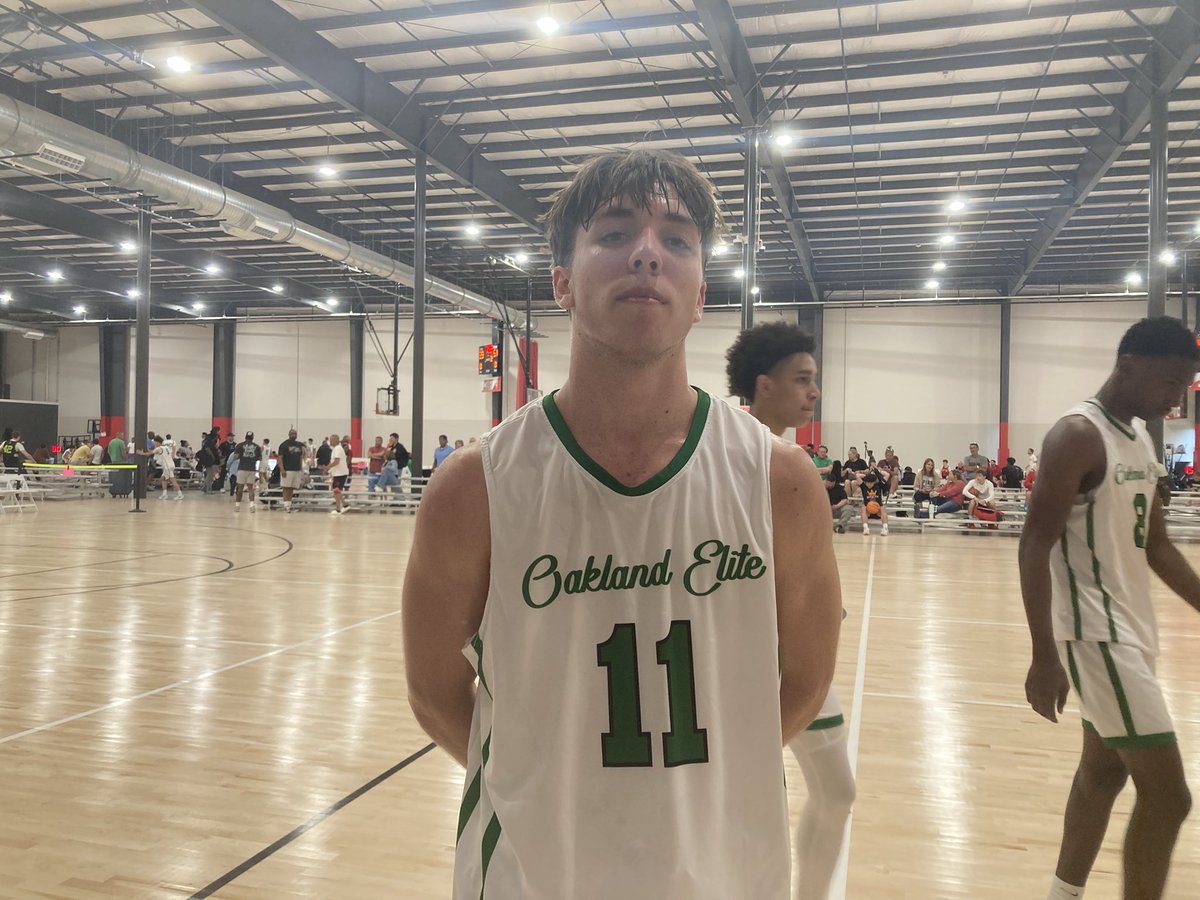 Midwest Hoops Spotlight (@mhs_boys_) on Twitter photo Impressive end to end performance by 2027 Oakland Elite in the win. 6’6 F Cannon Flynn led them with 20 points while Ace Walters scored 18 points hitting 4 threes and running the point effectively <a href="/RoldanRomulo/">OAKLAND ELITE</a> <a href="/ny2lasports/">NY2LA SPORTS</a> Impressive end to end performance by 2027 Oakland Elite in the win. 6’6 F Cannon Flynn led them with 20 points while Ace Walters scored 18 points hitting 4 threes and running the point effectively <a href="/RoldanRomulo/">OAKLAND ELITE</a> <a href="/ny2lasports/">NY2LA SPORTS</a>