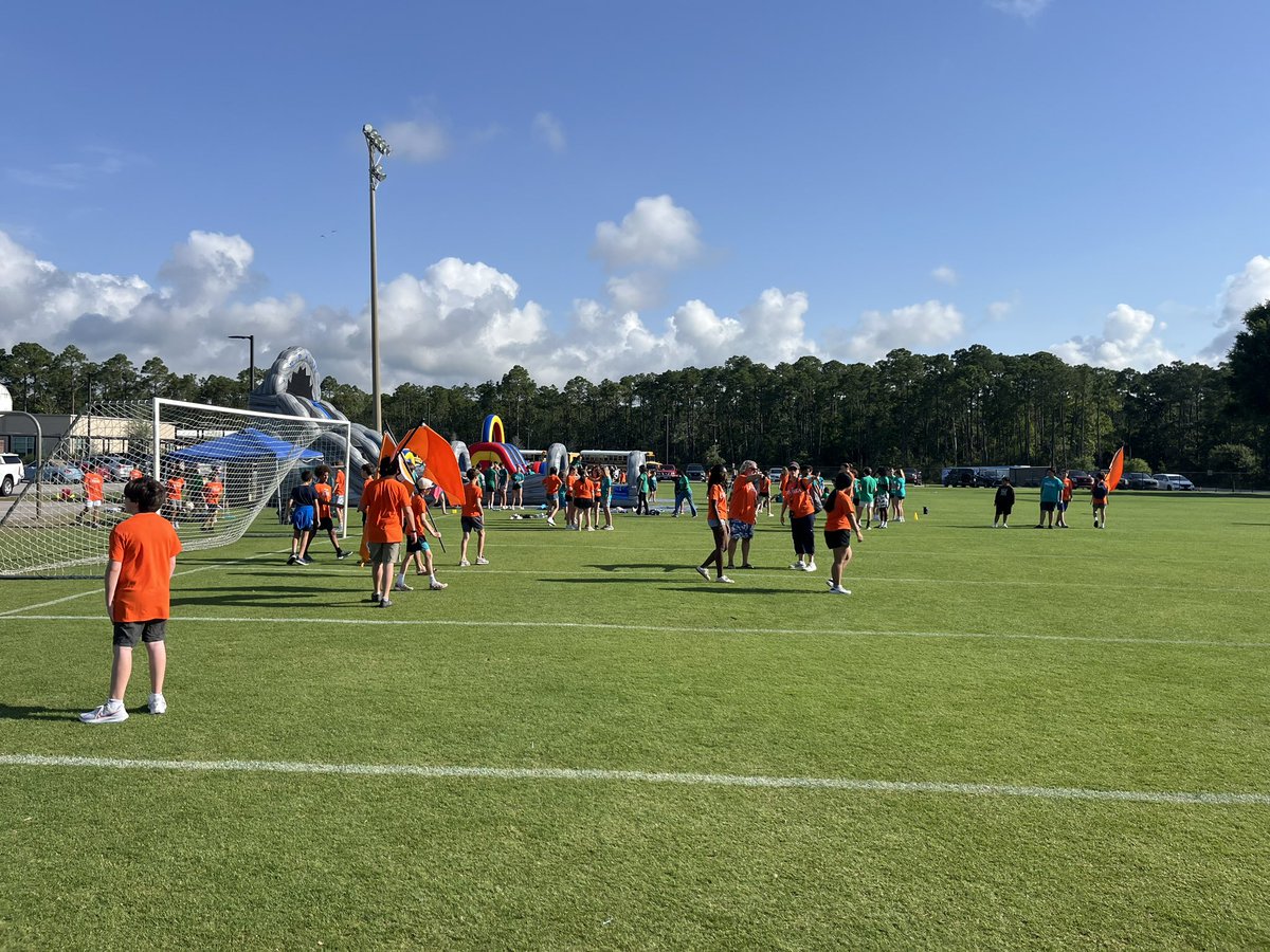 TimWebb63's tweet image. We had a great Spirit Day today at GSMS! Our Houses competed in indoor and outdoor events throughout the day! Thanks to all who made the day a big success!