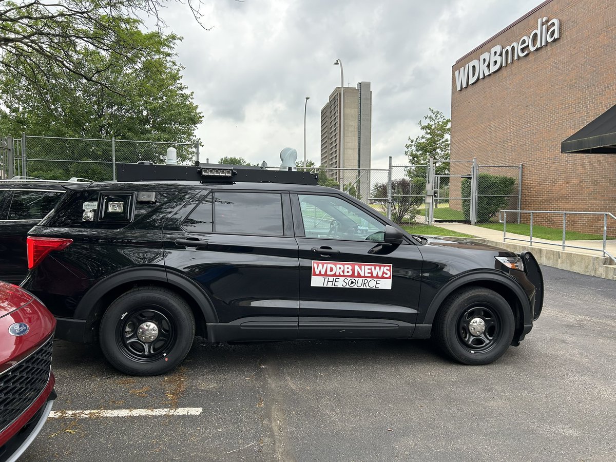 We’re heading out! Trying to get ahead of the storms tonight and follow them back. We’re out in this mess so you don’t have to be. Stay safe, Kentuckiana <a href="/WDRBNews/">WDRB News</a>