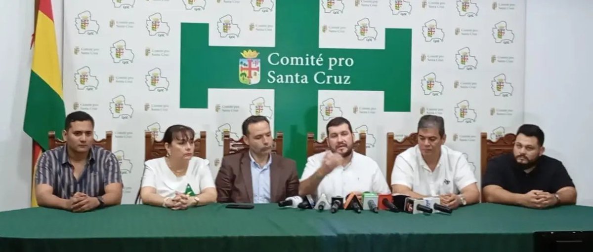 Cívicos: Cumbre por la unidad de la oposición se hará en Santa Cruz tras que se oficialice la lista de candidatos
Créditos: Unitel
unitel.bo/noticias/asi-d…