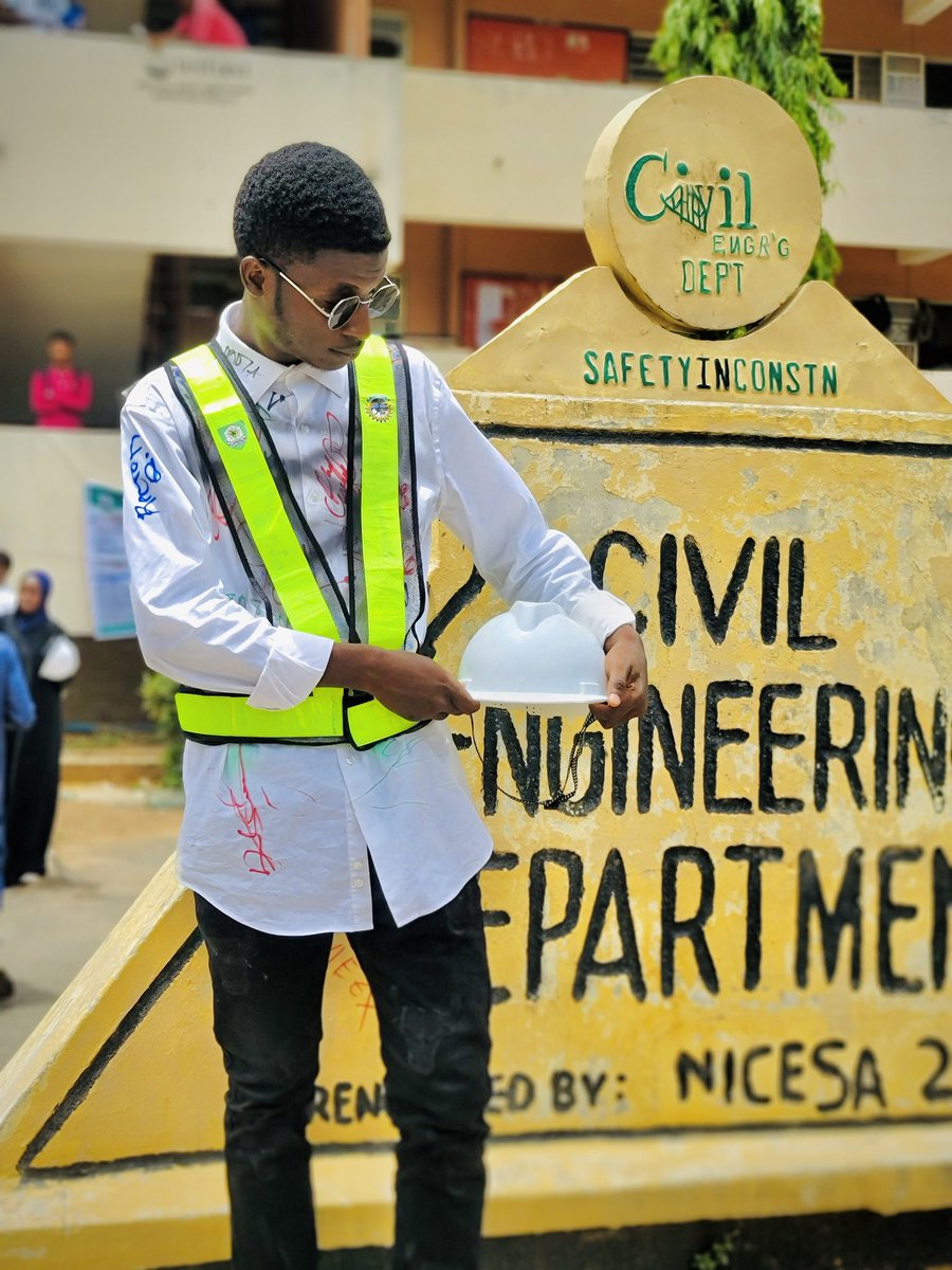 young_deeny_'s tweet photo. ALHAMDULILLAH 🙌
   ND CIVIL ENGINEERING COMPLETED 🚧🏗️
It’s been god now and always 🪐🙌 https://t.co/9SyEVVZoDV